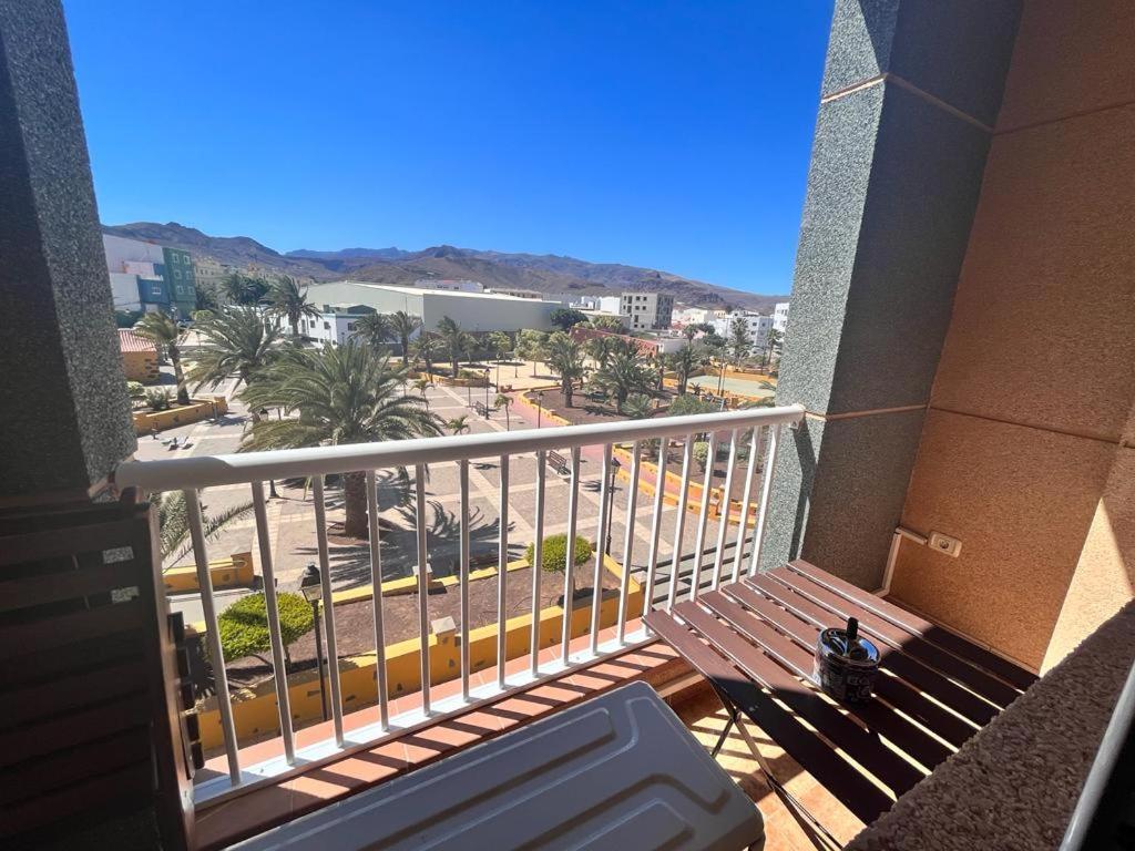 Melo Home Vecindario-Near Airport-Elevator-Garage Sardina Exterior photo